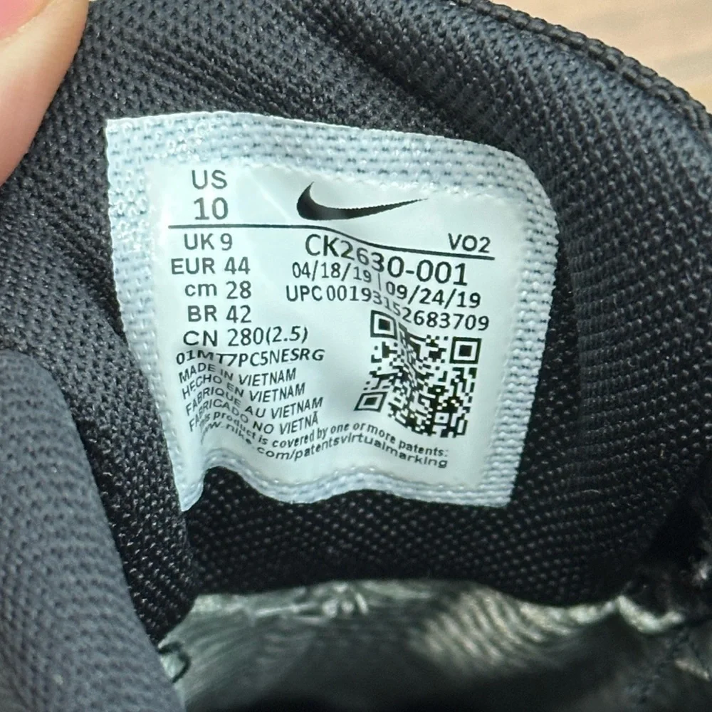 Nike Air Force 1 Low Gore-Tex in Black Size 10